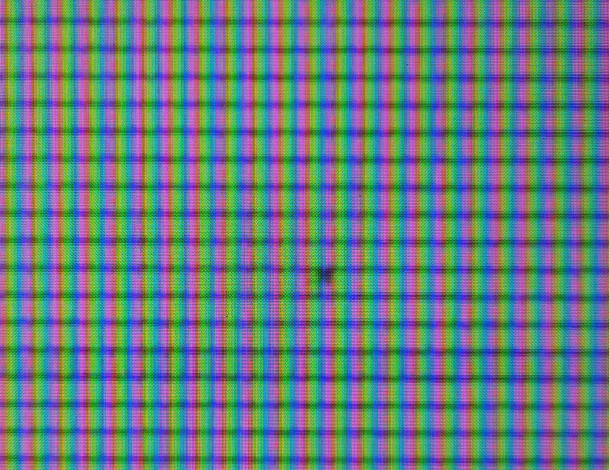 Dead pixel defect